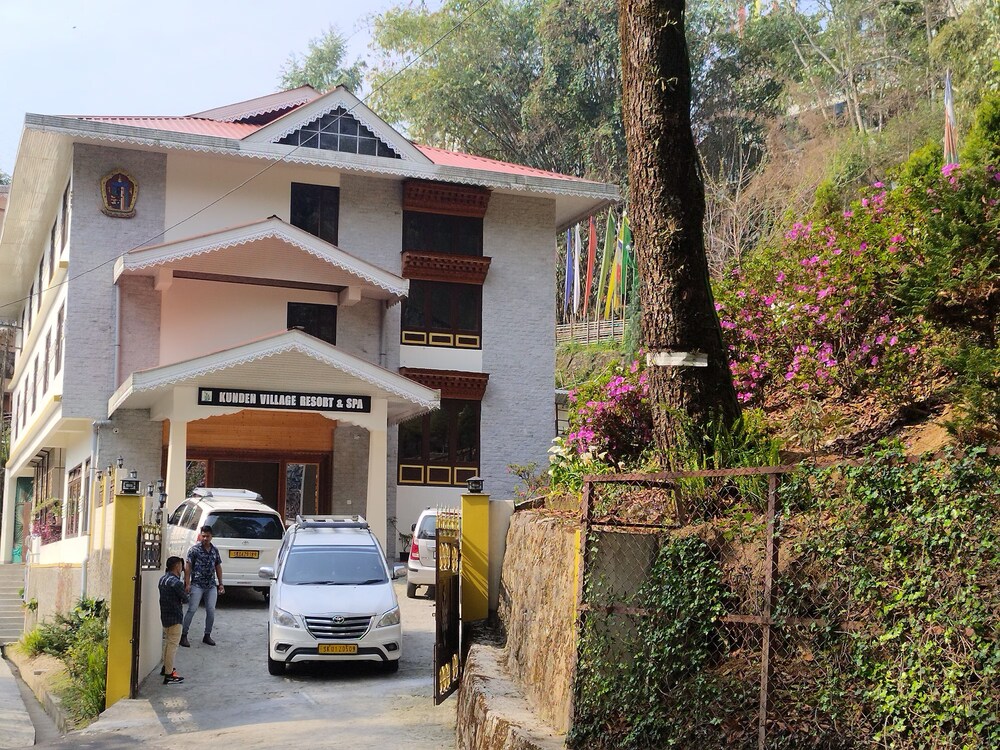 Kunden Fortune Resort Gangtok Near MG Marg