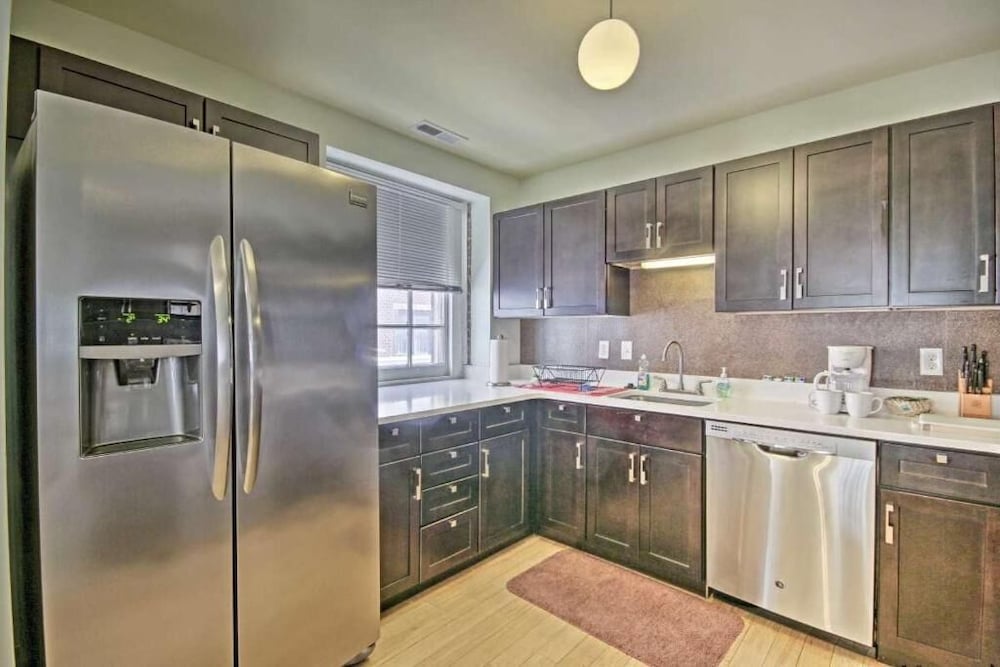 Convention Center corporate apartments