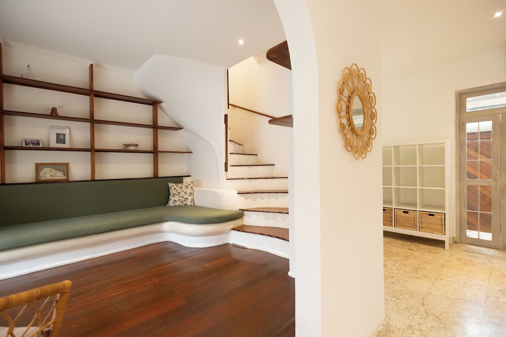 Charming Two Bedroom Villa Near Seminyak