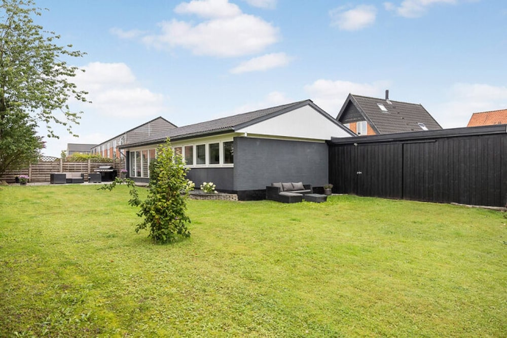 Renovated House Located on Skolebakken 60