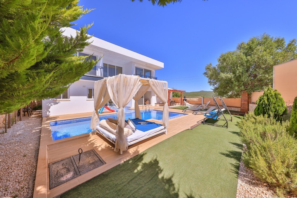 Nergiz Villas