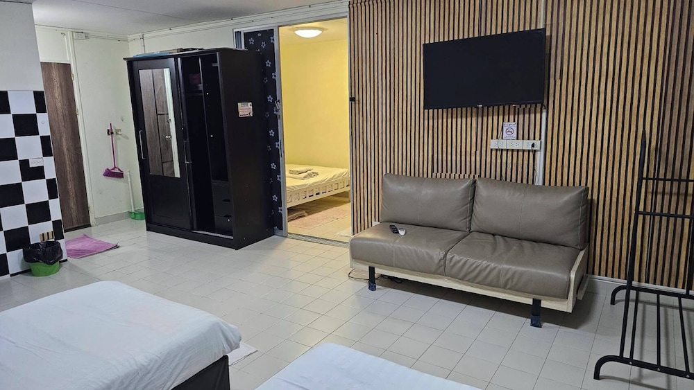 IMPACT Muang Thong Thani,daily rental room, Muang Thong Popular Condo C5