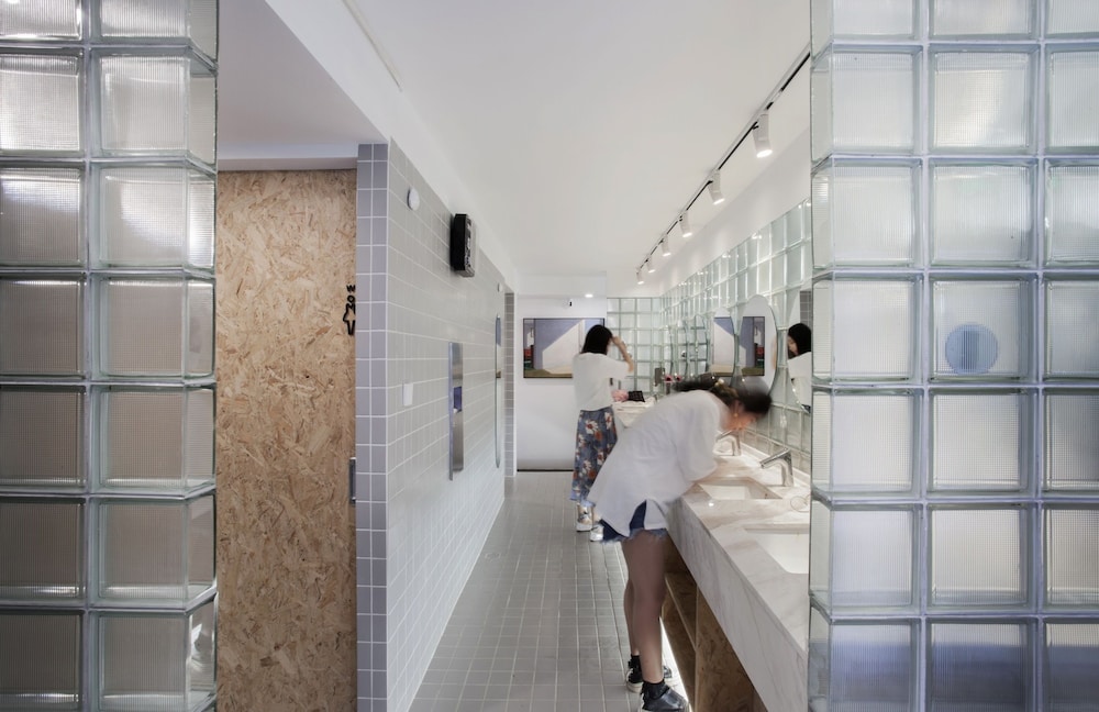 Weflow Hostel