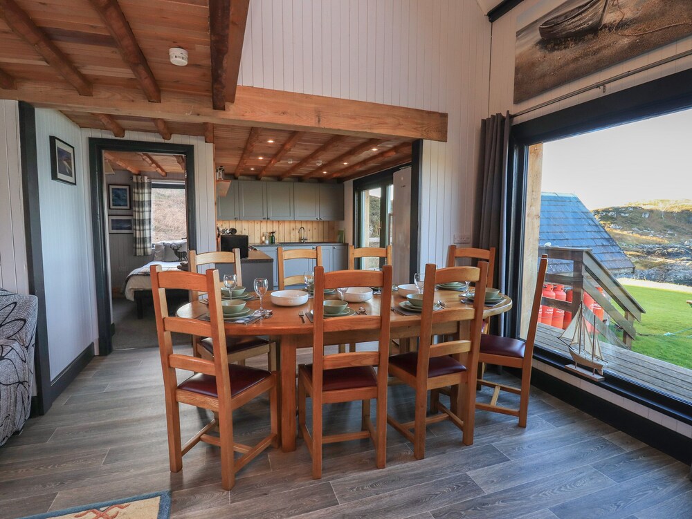Doune Bay Lodge