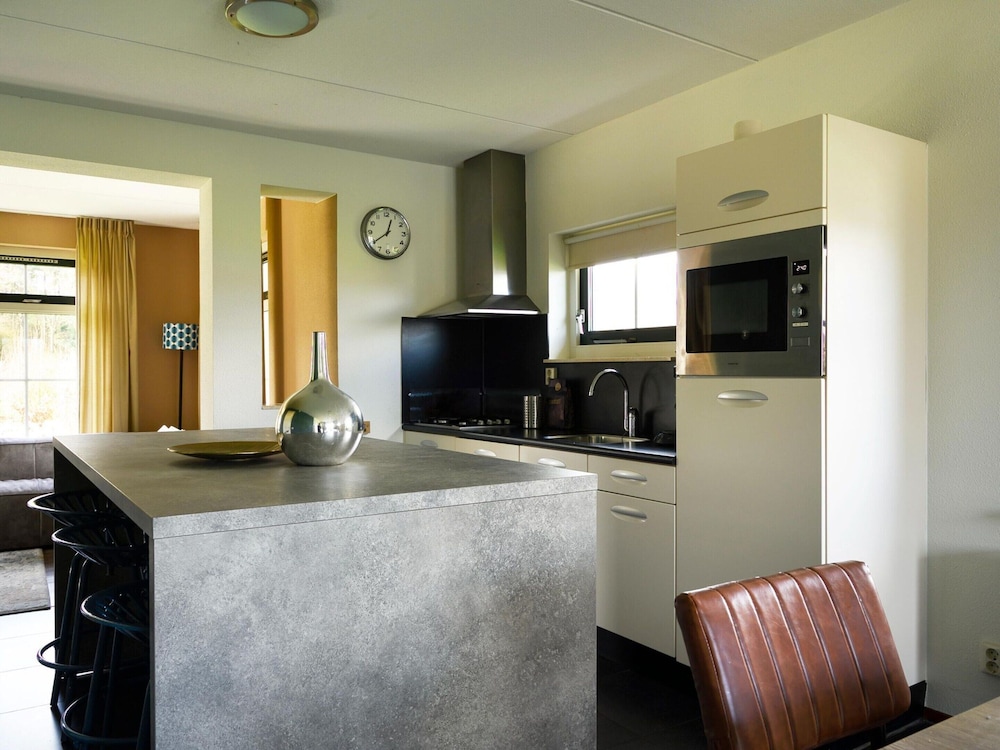 Family Home With Wellness and Tour Boat