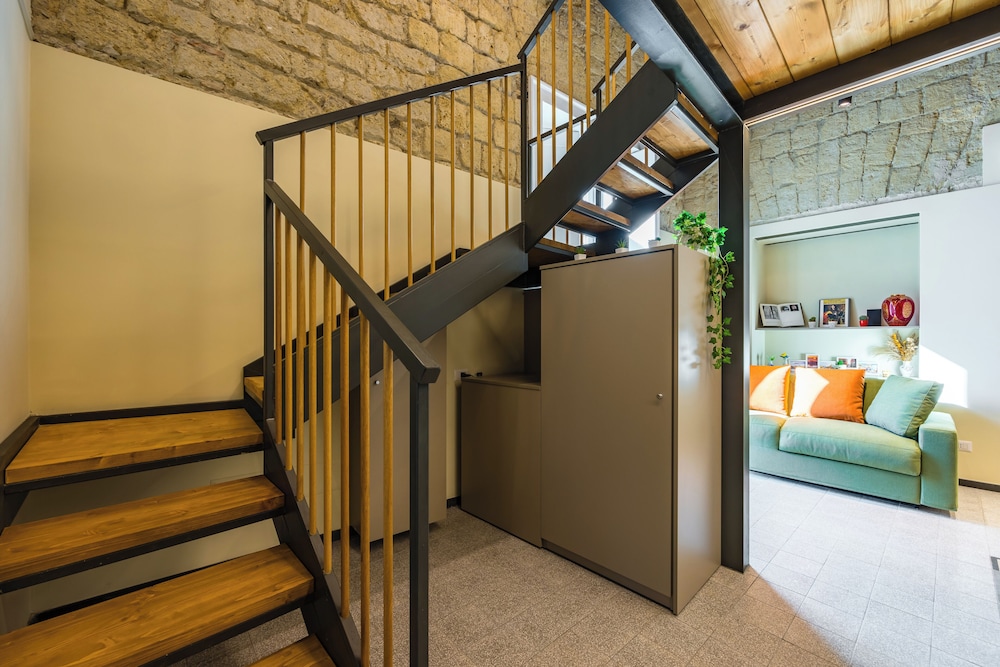 La Pinacoteca Aparthotel by NapoliApartments