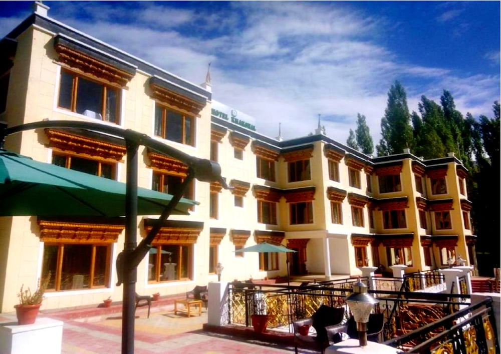 TIH Hotel Khakshal
