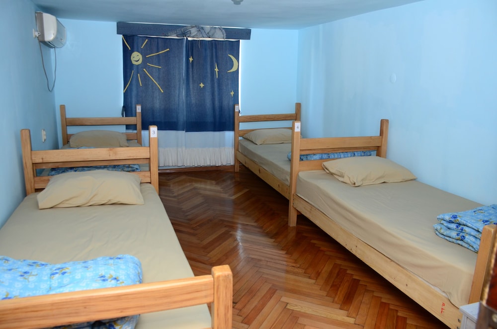 Hostel Batumi Globus view 4