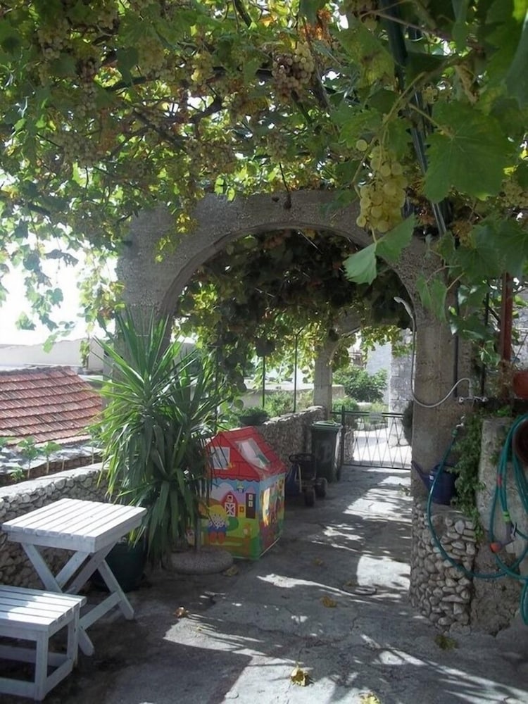 Photo 43
