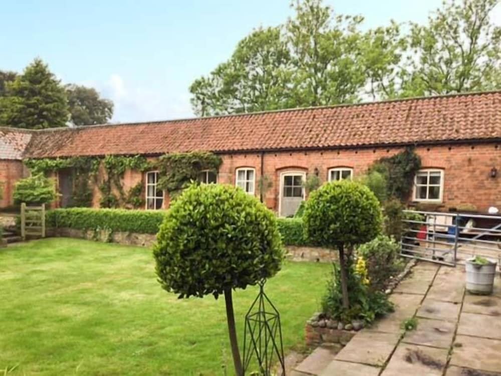 Stable Cottage view 5