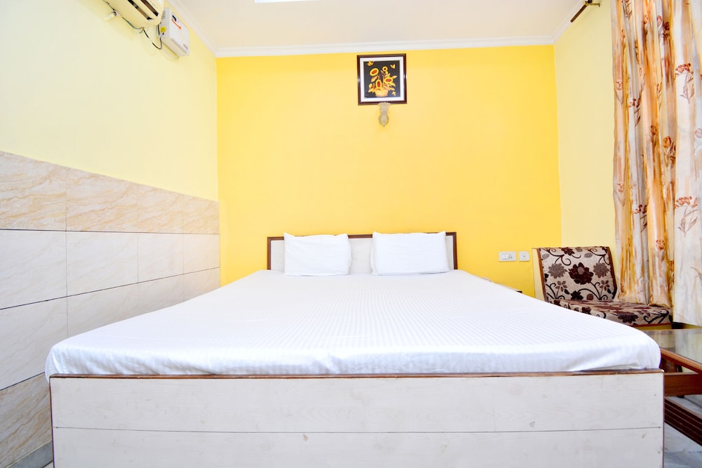 SPOT ON 41347 Hotel Royal Occassions - Property Image 11