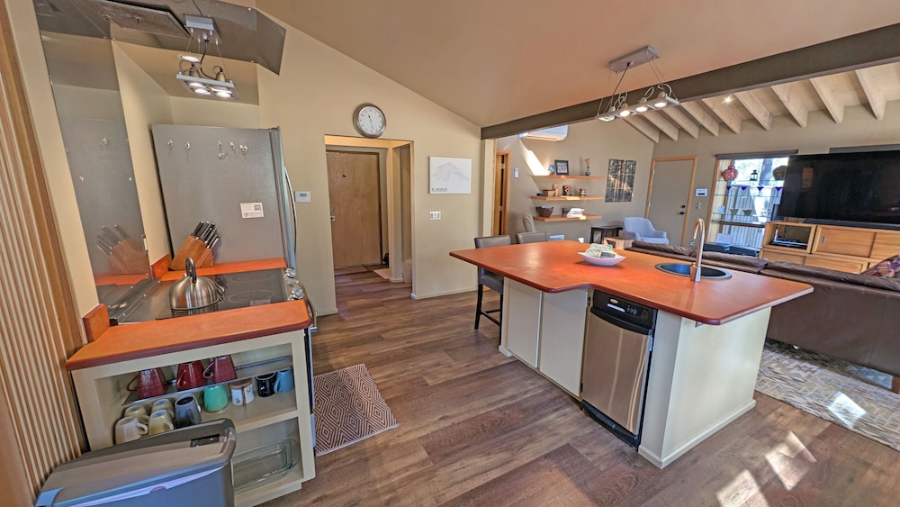 Salishan 5 3 Bedroom Home
