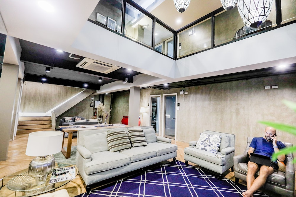 Collection O The Spades Hostel
