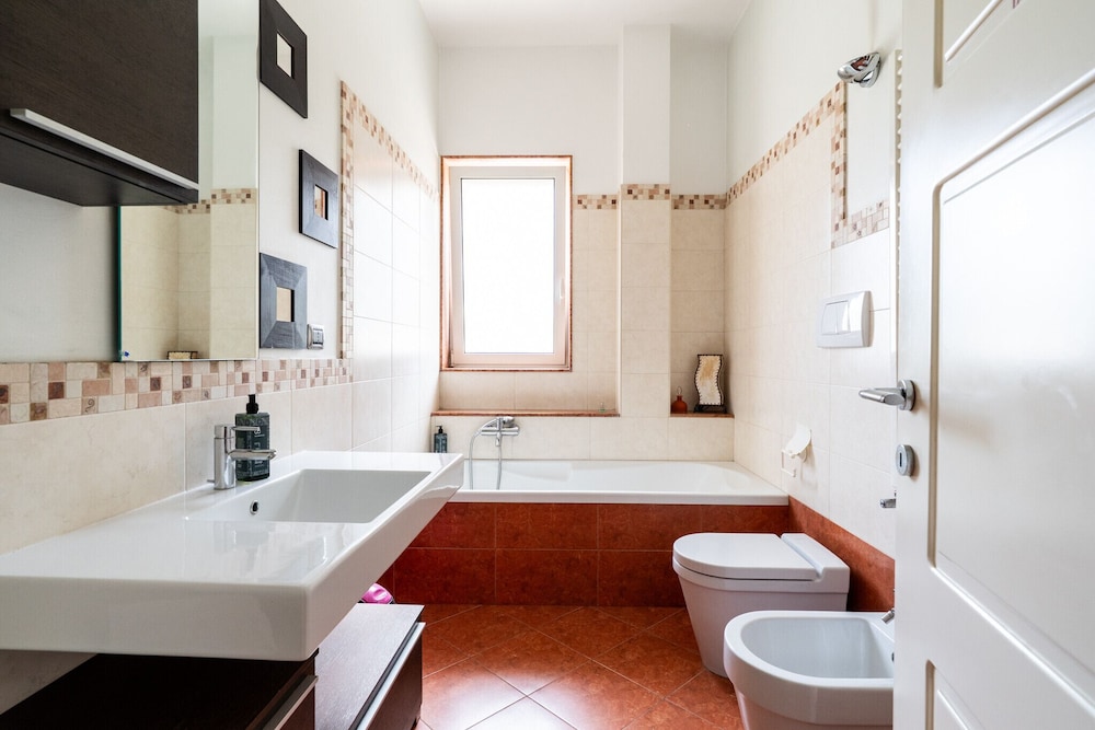 Roomy Family Apartment by Wonderful Italy