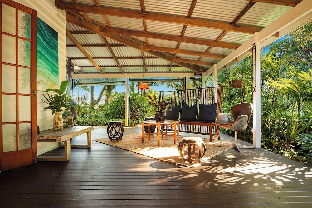 The Verandah House