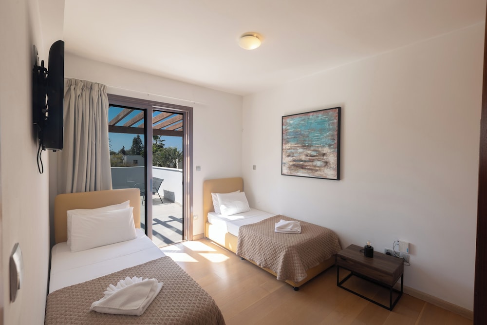 Ayia Napa Satin Villa Svi3