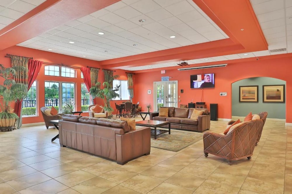 Very Near Disney 3 Bd Condo Walmart 1 min Away