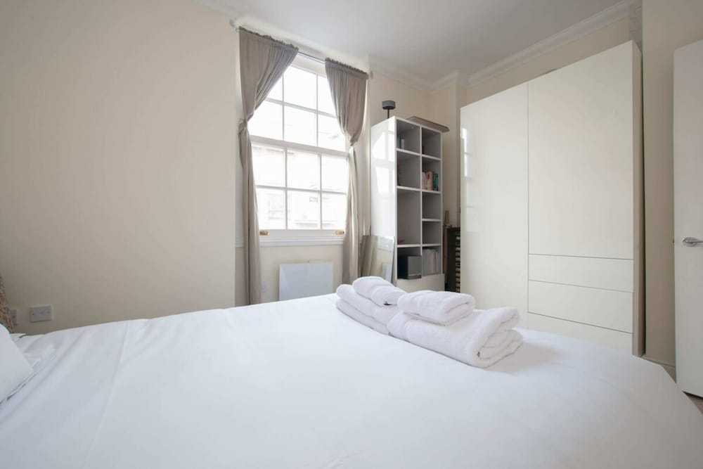 Unique and Cozy 1 Bed Flat in Dalston