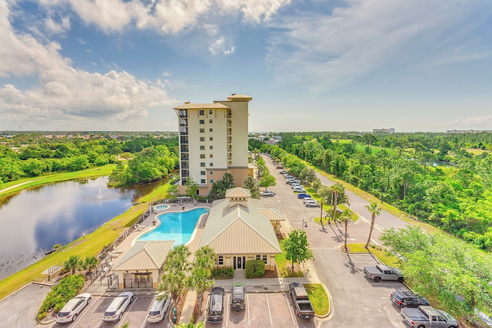 Sunset-view Resort Condo on Perdido Key