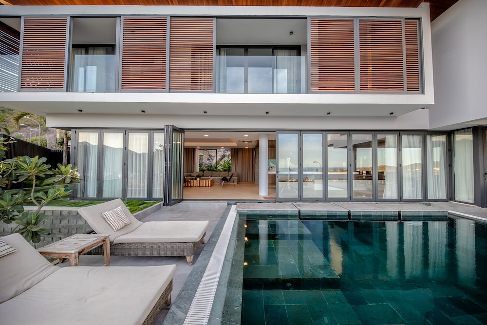 Acqua Villa Nha Trang