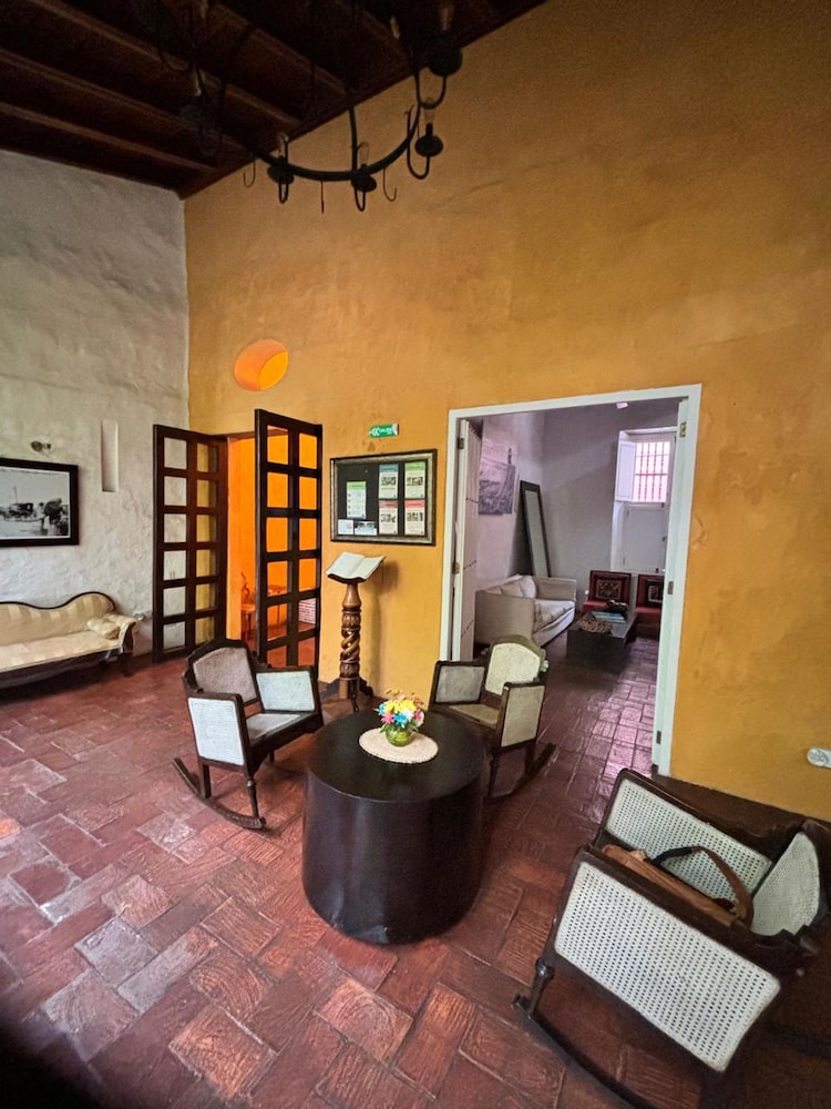 Marvelous 3BR House With Pool in Cartagena