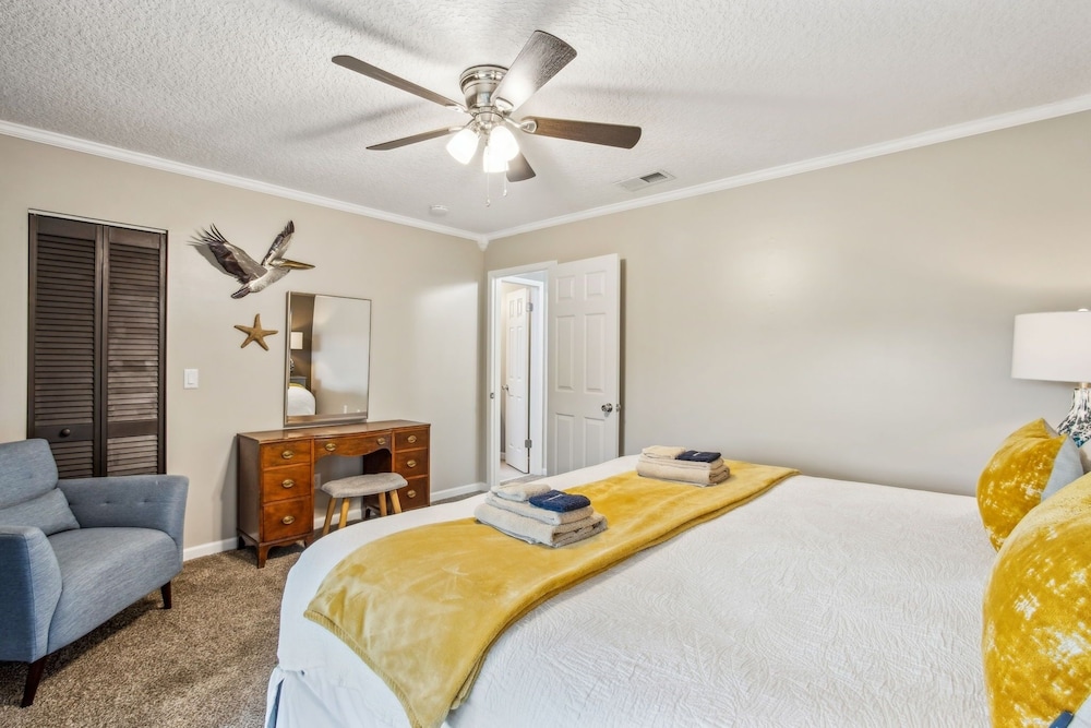 Fernandina Shores 6355 2 Bedroom Condo