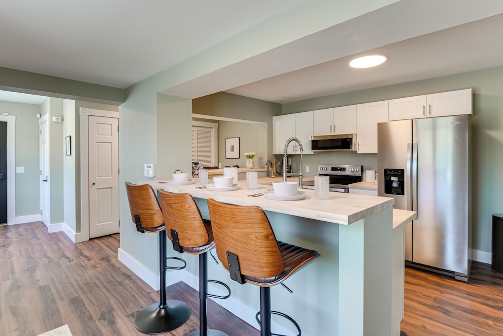 Pond Views: Spacious Family Home in Presque Isle!