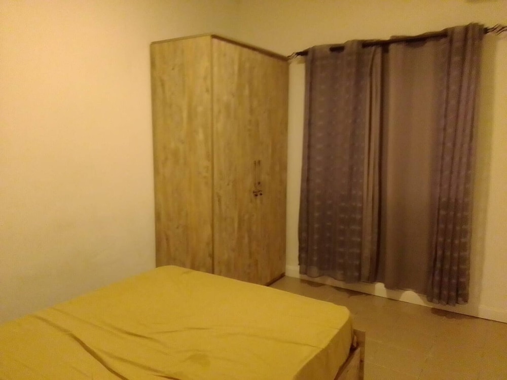 2 Bedroom Apartment With 2 Pools