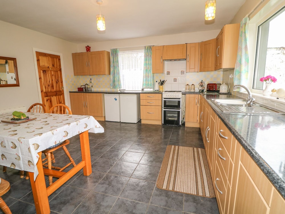 Gapple Cottage view 2
