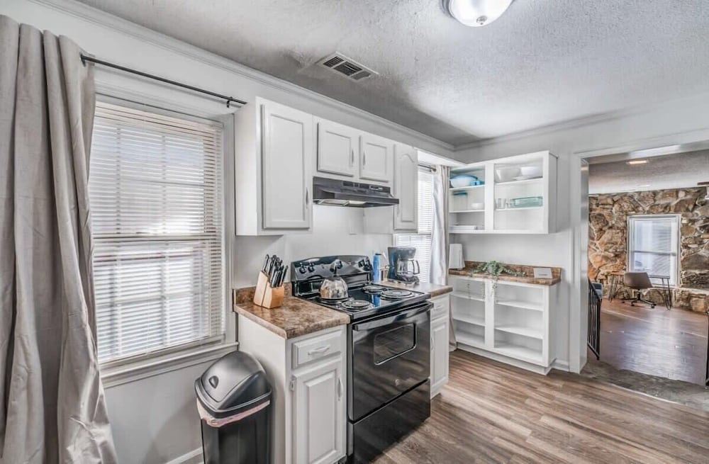 Parnassus Cottage