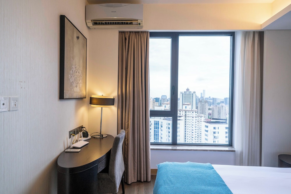 Tyms 1BR APT Huijing Garden