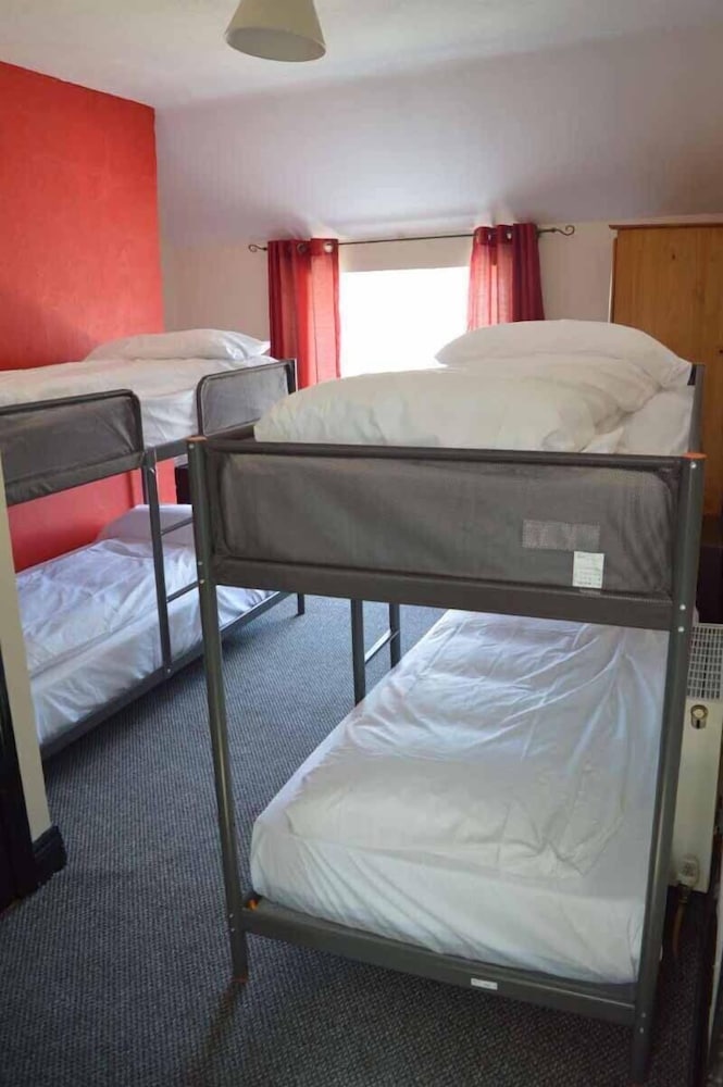 Blue Horseshoe - Hostel