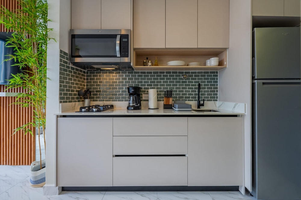 w Majestic 1BR w Beautiful View in Calle 50