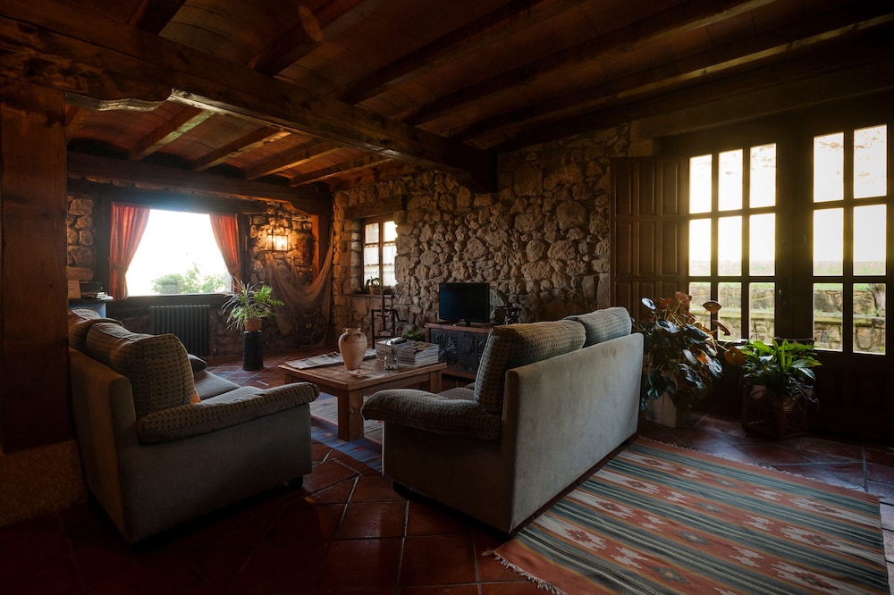 Casa Peluaga