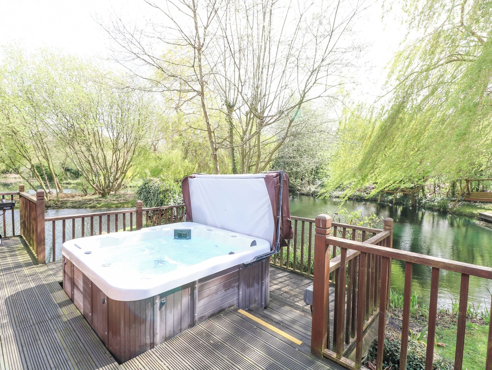 Kingfisher Lodge