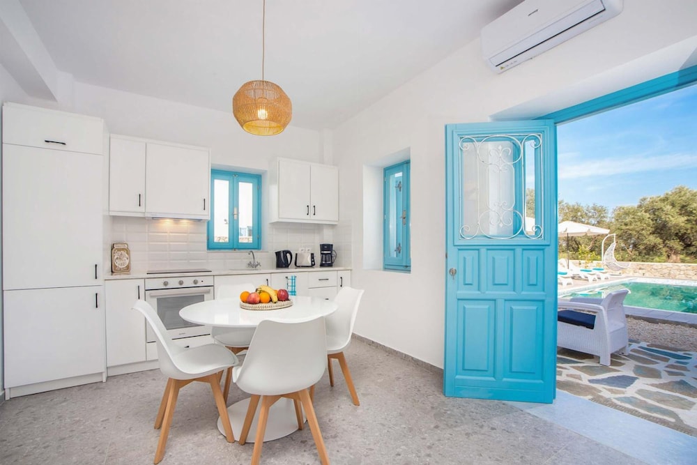 Villa Kalathos Dream Galazio