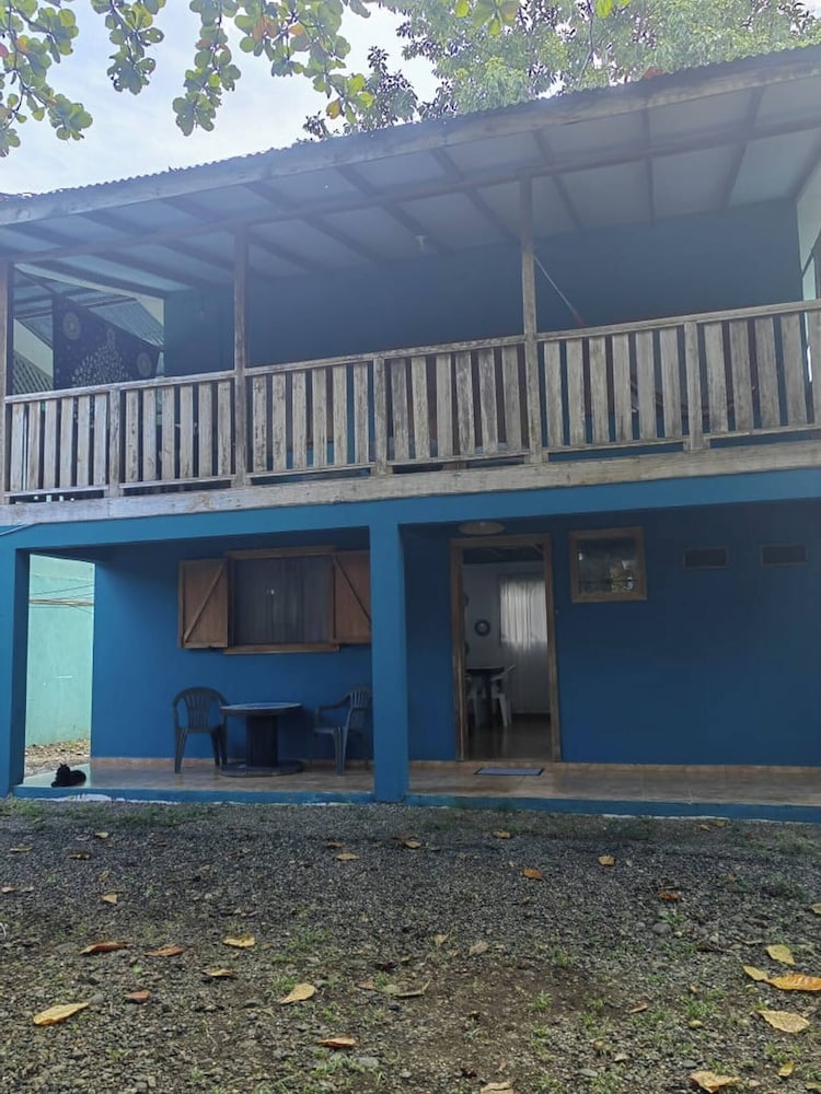 Caribbean Breezes 4 Pura Vida