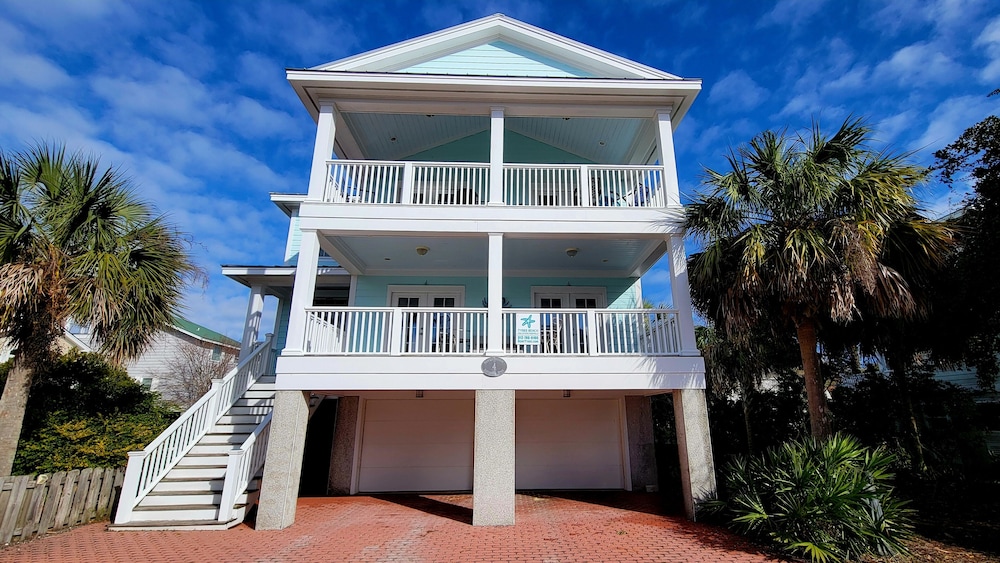 Mimi's Mermaid's & Memories by Tybee Vacation Rentals