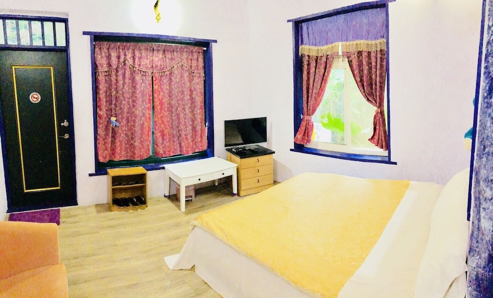 Photo 12
