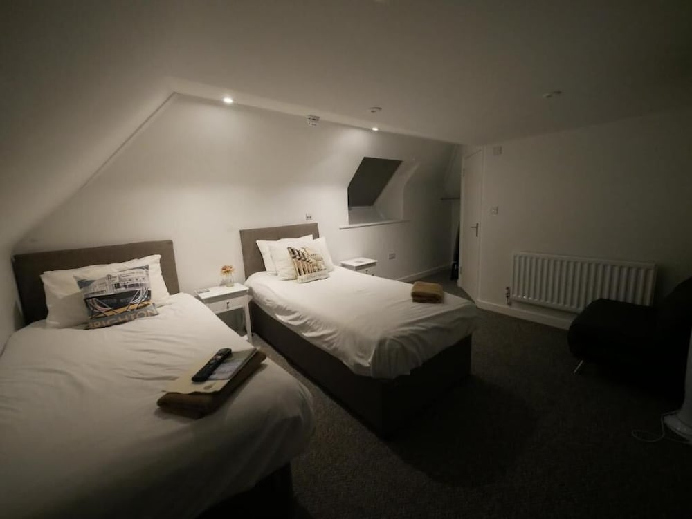 The Gather Inn