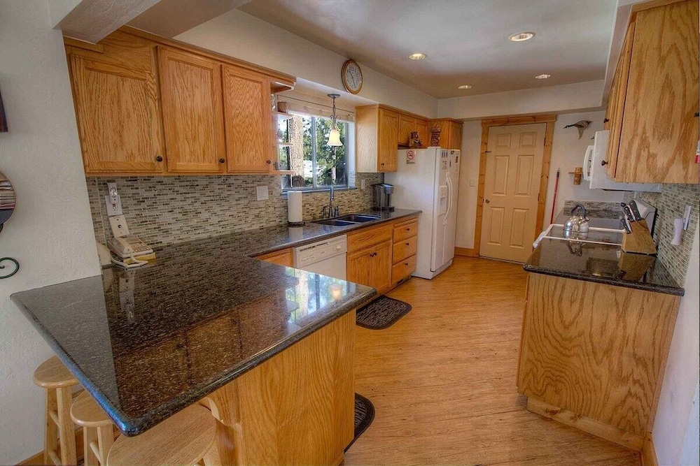 Hch1217 - Pinehill Ponderosa 4 Bedroom Home