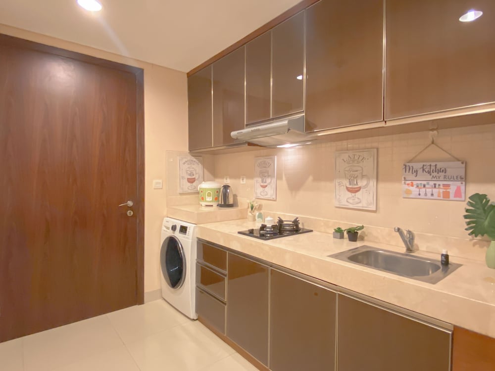 Good Studio Room At Kemang Village Apartment
