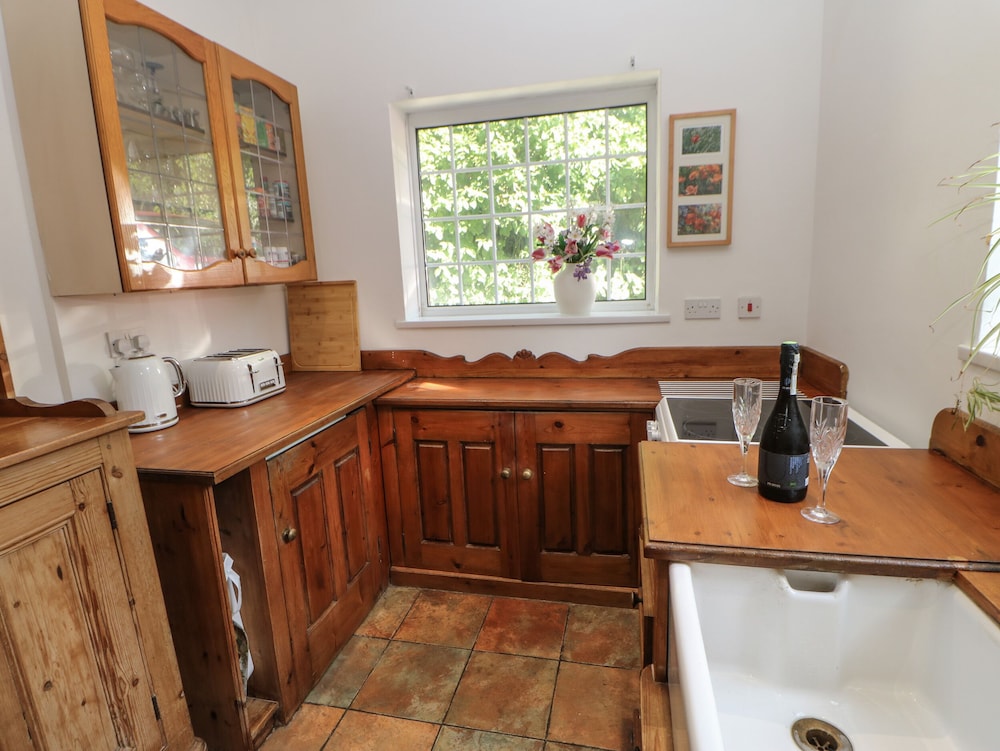 Rosewood Cottage