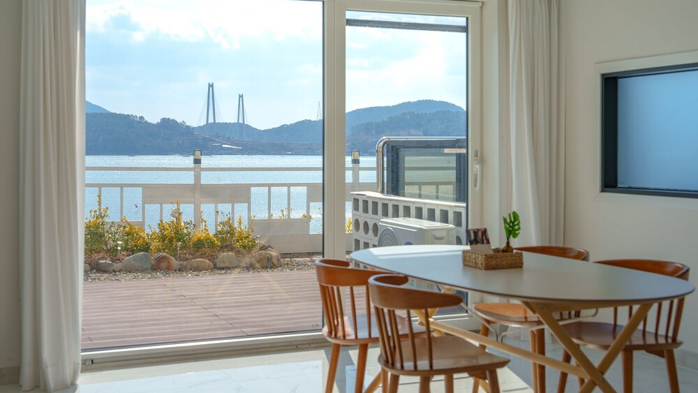 Jangsuri Pension in Yeosu