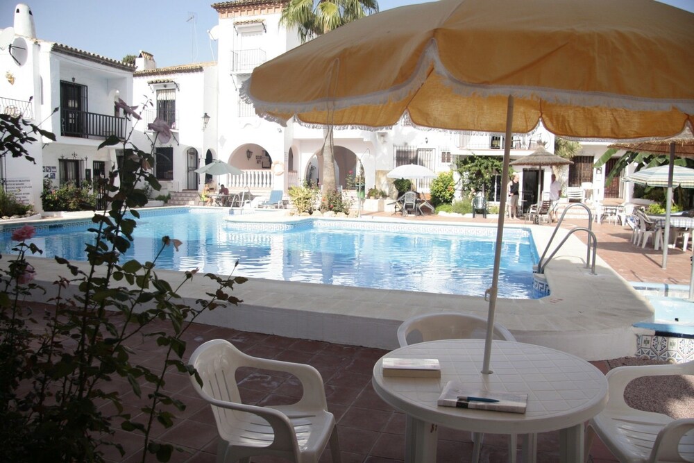 Aptos Pueblo Andaluz Nerja