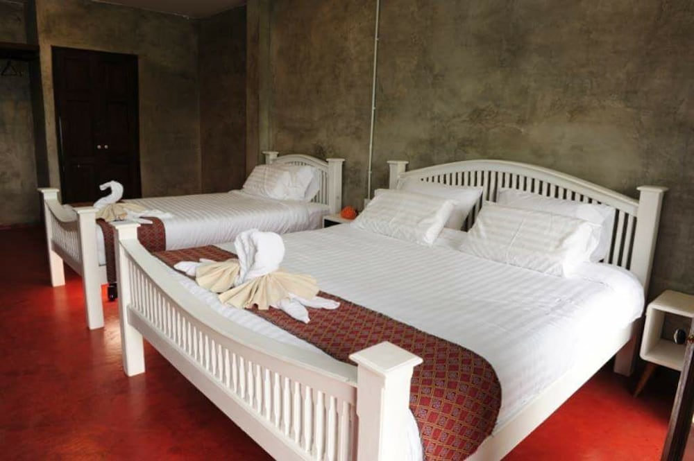 Phu-Anna Eco House