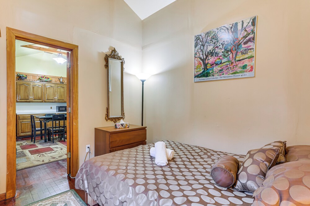 5 Mi to Marina & Raceways: Mongaup Valley Retreat!