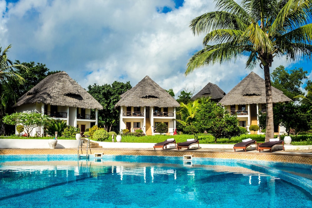 Filao Beach Resort by Sansi