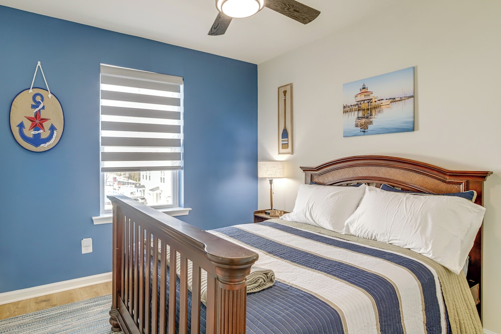 Walk to Dtwn: Waterfront Eastern Shore Townhome!