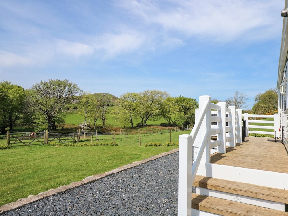 Ty Newydd Caravan
